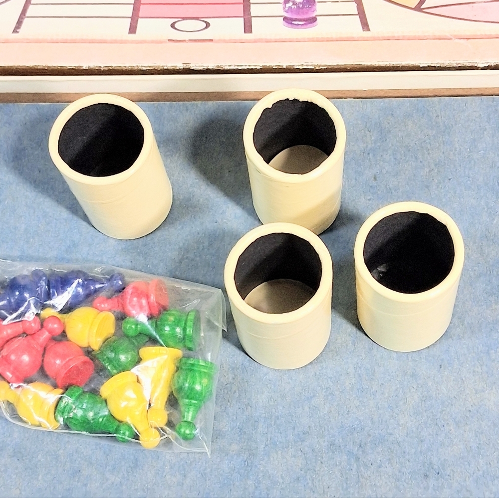 1982 Parcheesi Vintage Complete Deluxe Edition Game/Set - Picture 9 of 11